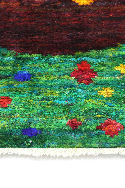 Close-Up_Texture_of_Hand_Knotted_Recycled_Sari_Silk_Rug