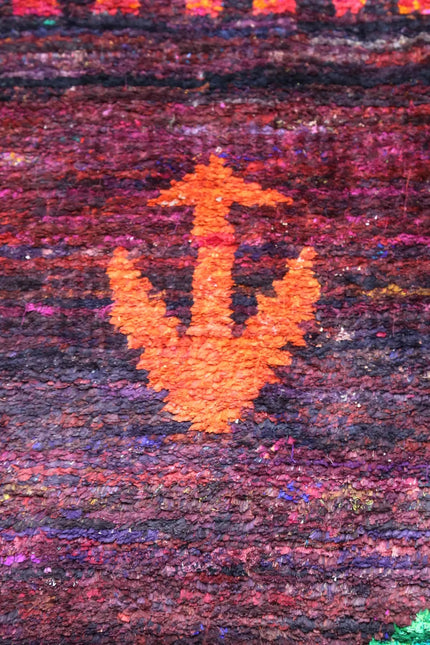 Close-Up_Texture_of_Hand_Knotted_Recycled_Sari_Silk_Rug